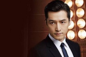 娱乐吃瓜博主胡歌视频,娱乐圈幕后那些事儿，吃瓜群众必看！